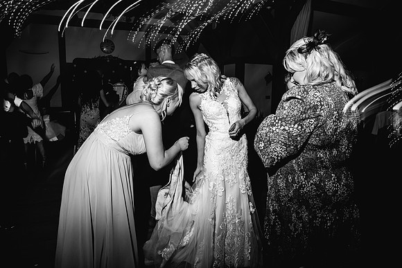 Sandhole Oak Barn Wedding Photography - Caitlin & Shane-1014