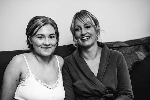 The Oak Tree Of Peover Wedding Photography - Cheshire Wedding Photographer-115