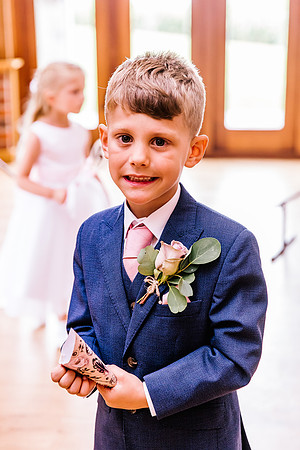 Sandhole Oak Barn Wedding Photography - Caitlin & Shane-399