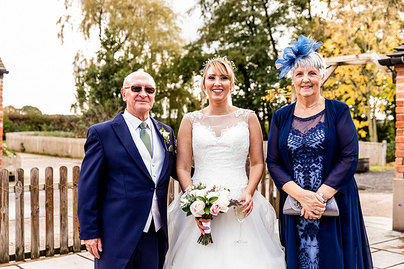 Hanbury Barn Wedding Photography - Laura & Phil-522