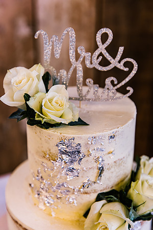 Foxtail Barns Wedding Photography - Kate & Jonathon-413