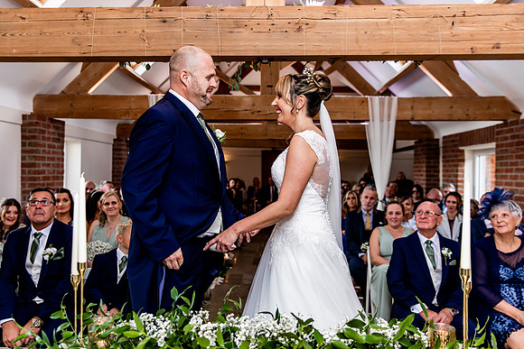 Hanbury Barn Wedding Photography - Laura & Phil-301