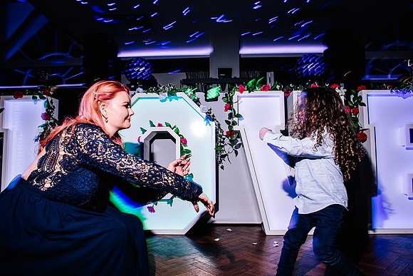 Jane & David - Gift Of A Wedding - Moat House Acton Trussell-591