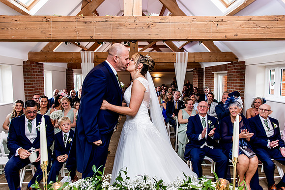 Hanbury Barn Wedding Photography - Laura & Phil-322
