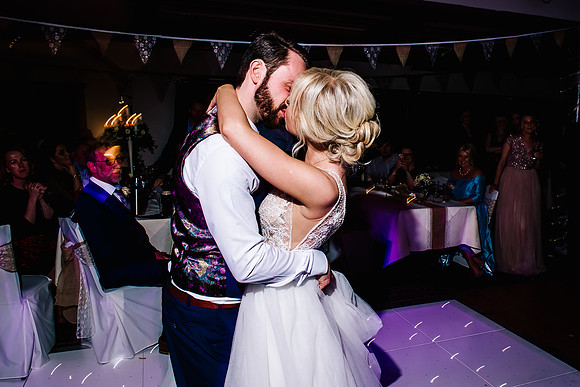 Three Horseshoes Wedding Photography - Staffordshire Weddding Photographer - Laura & Louis-795