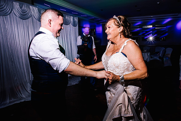 Jane & David - Gift Of A Wedding - Moat House Acton Trussell-786
