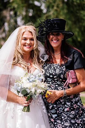 The Oak Tree Of Peover Wedding Photography - Cheshire Wedding Photographer-414