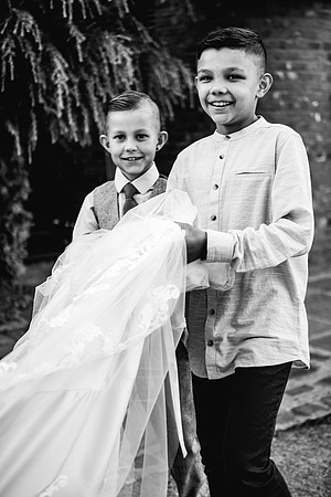 Jane & David - Gift Of A Wedding - Moat House Acton Trussell-505