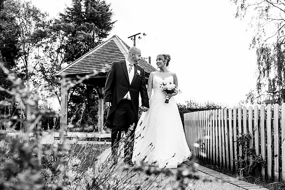 Hanbury Barn Wedding Photography - Laura & Phil-578
