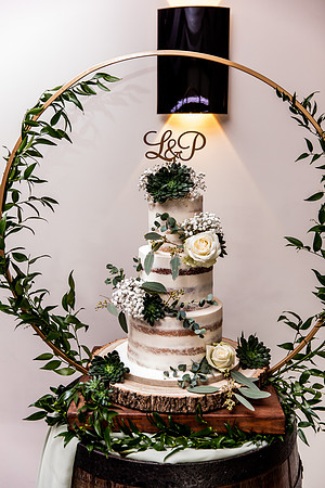 Hanbury Barn Wedding Photography - Laura & Phil-465
