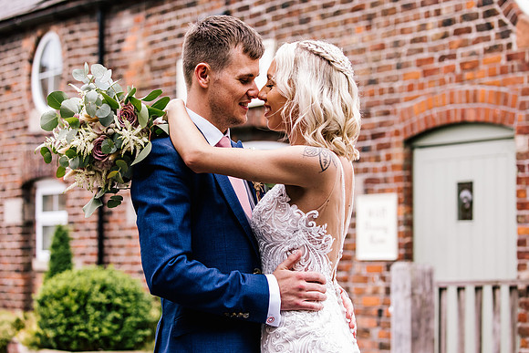 Sandhole Oak Barn Wedding Photography - Caitlin & Shane-766