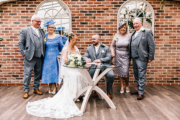 Foxtail Barns Wedding Photography - Kate & Jonathon-350