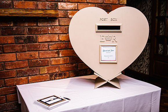 Jane & David - Gift Of A Wedding - Moat House Acton Trussell-28