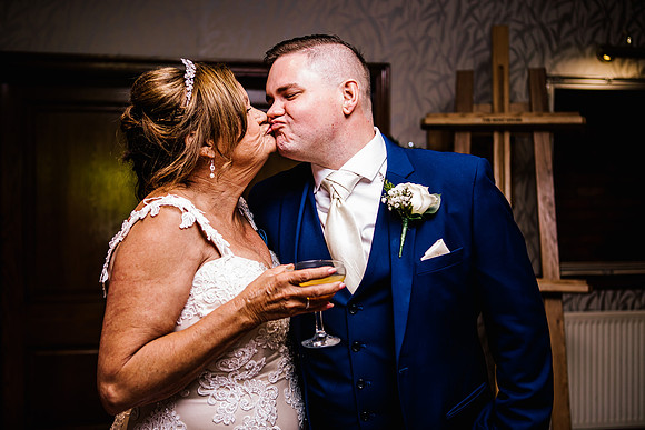 Jane & David - Gift Of A Wedding - Moat House Acton Trussell-306