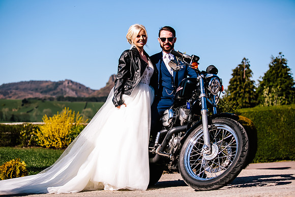 Three Horseshoes Wedding Photography - Staffordshire Weddding Photographer - Laura & Louis-426