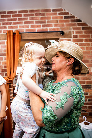 Foxtail Barns Wedding Photography - Zoe & Jack-163