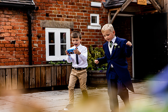 Hanbury Barn Wedding Photography - Laura & Phil-441