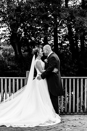 Hanbury Barn Wedding Photography - Laura & Phil-596