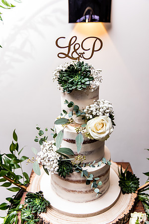Hanbury Barn Wedding Photography - Laura & Phil-146