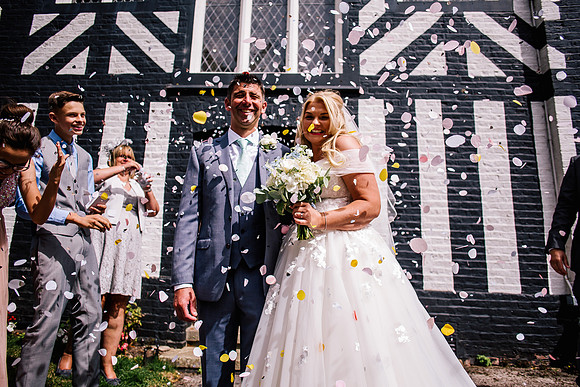 The Oak Tree Of Peover Wedding Photography - Cheshire Wedding Photographer-424
