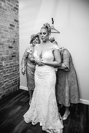 Foxtail Barns Wedding Photography - Kate & Jonathon-212