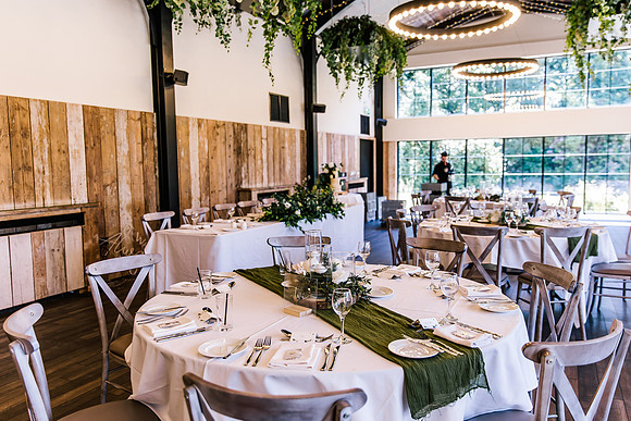 Foxtail Barns Wedding Photography - Sam & Sam-209