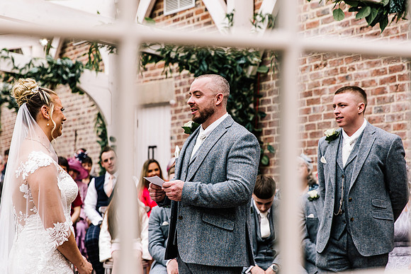 Foxtail Barns Wedding Photography - Kate & Jonathon-302