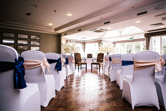 Jane & David - Gift Of A Wedding - Moat House Acton Trussell-26