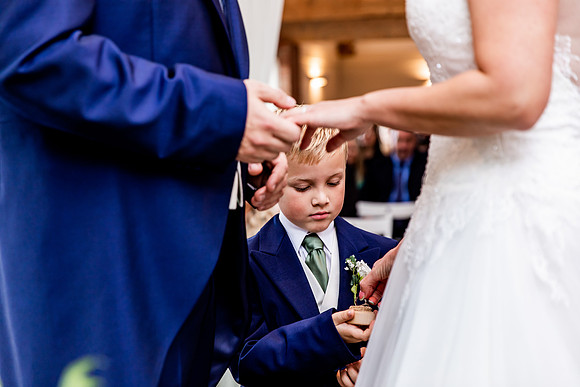Hanbury Barn Wedding Photography - Laura & Phil-315
