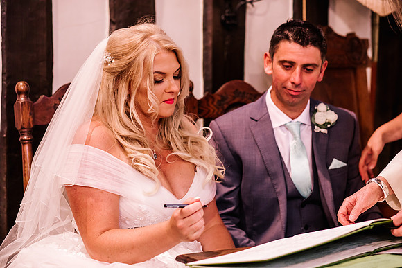 The Oak Tree Of Peover Wedding Photography - Cheshire Wedding Photographer-331