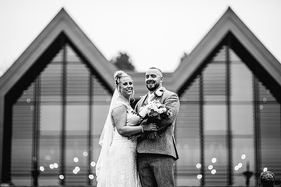 Foxtail Barns Wedding Photography - Kate & Jonathon-534