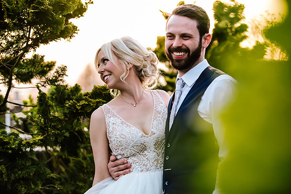 Three Horseshoes Wedding Photography - Staffordshire Weddding Photographer - Laura & Louis-598