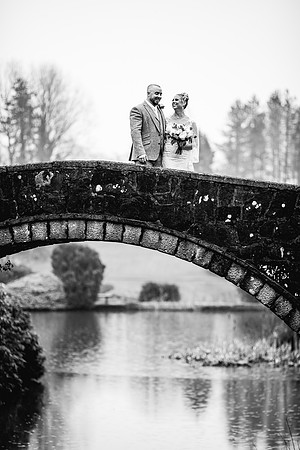 Foxtail Barns Wedding Photography - Kate & Jonathon-462