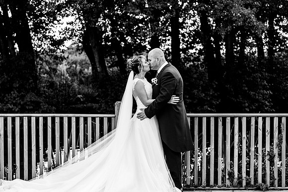 Hanbury Barn Wedding Photography - Laura & Phil-602