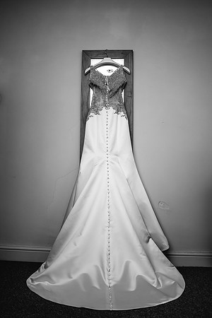 The Oak Tree Of Peover Wedding Photography - Nikki & Tom.-7