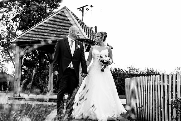 Hanbury Barn Wedding Photography - Laura & Phil-576