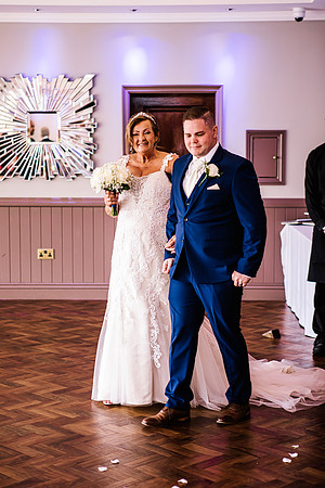 Jane & David - Gift Of A Wedding - Moat House Acton Trussell-123