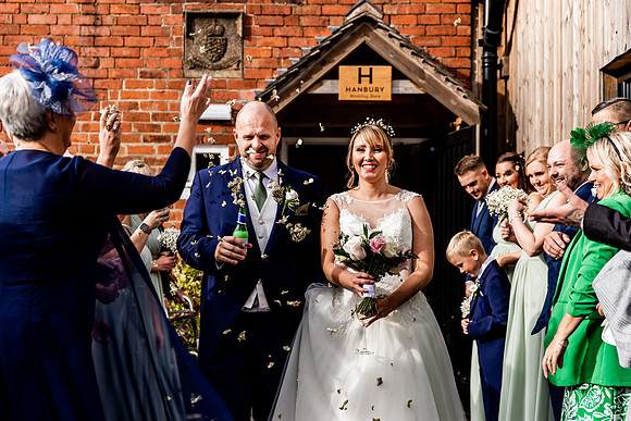 Hanbury Barn Wedding Photography - Laura & Phil-390