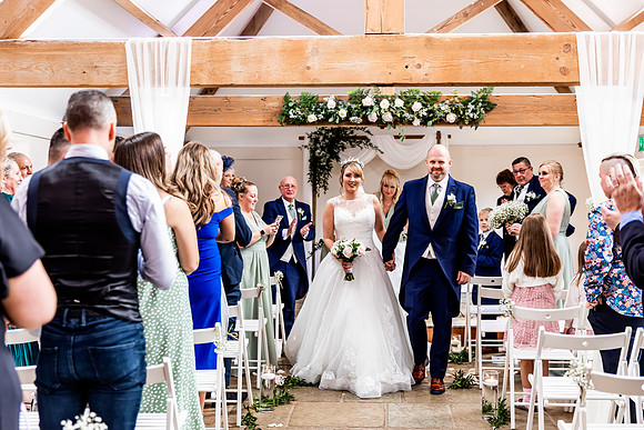 Hanbury Barn Wedding Photography - Laura & Phil-366
