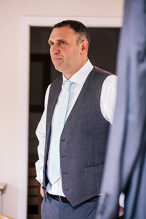 The Oak Tree Of Peover Wedding Photography - Cheshire Wedding Photographer-194