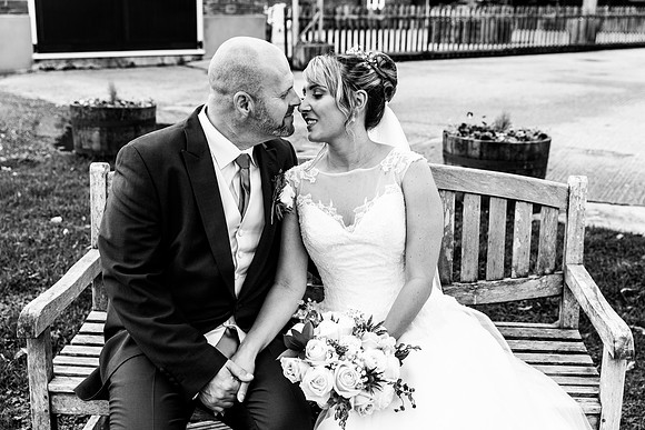 Hanbury Barn Wedding Photography - Laura & Phil-611