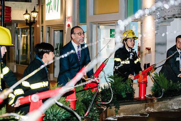 Theo Paphitis @ TNEC Launch - Kidzania-2