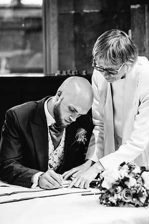 Rachel & Rich - Shropshire Wedding Photography - Market Drayton-367