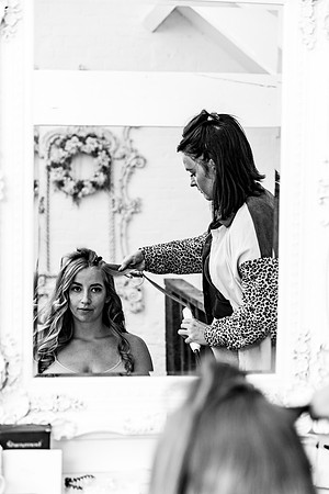 Alcumlow Barn Wedding Photography - Carrie & Craig-18