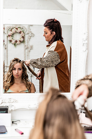 Alcumlow Barn Wedding Photography - Carrie & Craig-19