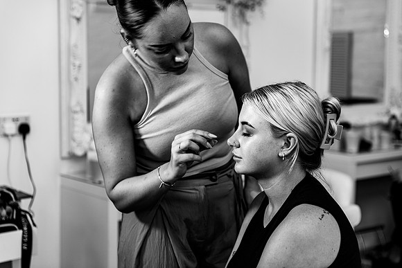 Alcumlow Barn Wedding Photography - Carrie & Craig-57