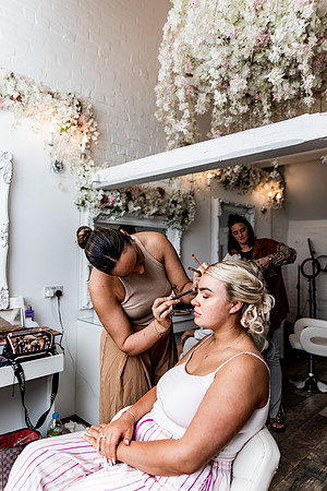 Alcumlow Barn Wedding Photography - Carrie & Craig-145