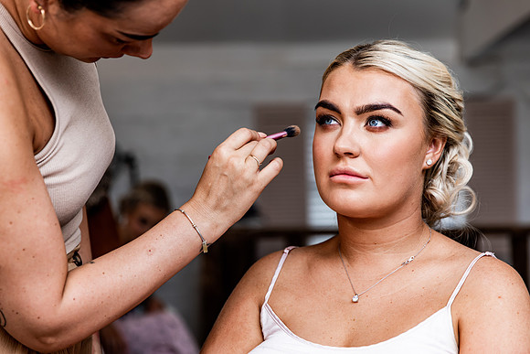 Alcumlow Barn Wedding Photography - Carrie & Craig-178