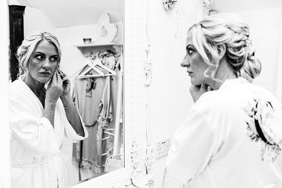 Alcumlow Barn Wedding Photography - Carrie & Craig-182