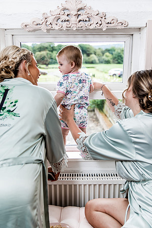 Alcumlow Barn Wedding Photography - Carrie & Craig-198